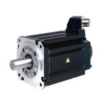 Mitsubishi HF-JP203B 2KW 3000RPM
Servomotor, Rated Output 2000 W; Rated torque 6.37 Nm, max. torque 19.1 Nm